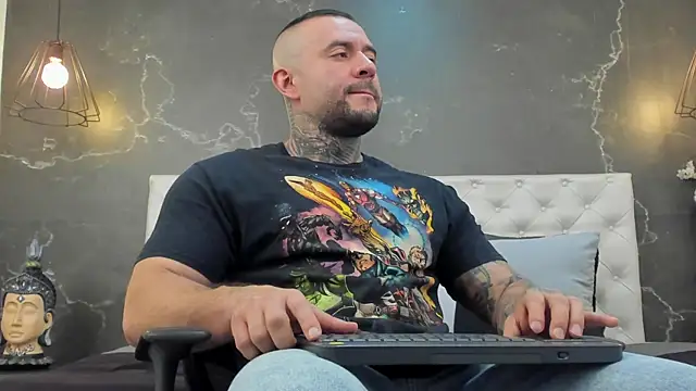 BruceDallas online show from 01-22-25, 09:32