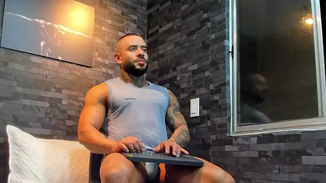 BruceDallas online show from 11-26-25, 12:54