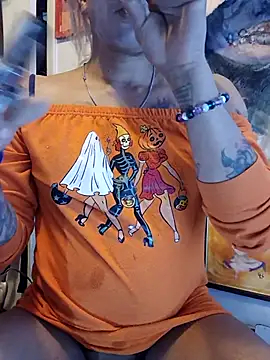 Snapshot of Mune_Raez_6 chatting on 10-12-25, 10:00 Mune Raez 6 online show from 10-12-25, 10:00