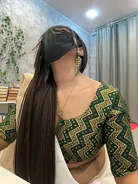 Snapshot of Monalisadon018 chatting on 12-20-24, 07:12 Monalisadon018 online show from 12-20-24, 07:12