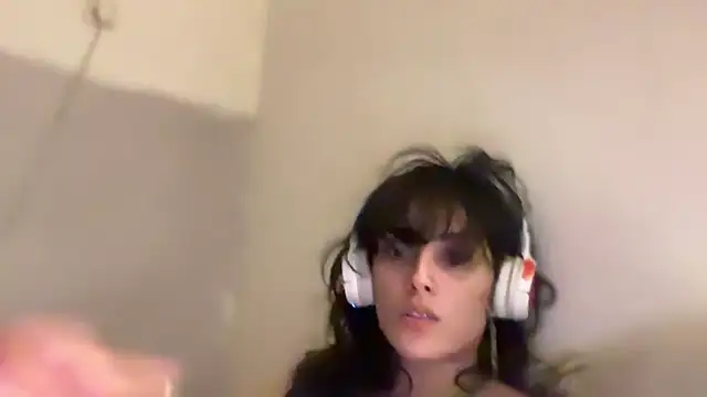 Snapshot of Cyberdark1312x chatting on 12-04-25, 07:07 Cyberdark1312x online show from 12-04-25, 07:07