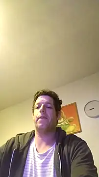 Knuffelstaaf123 online show from 12-16-25, 08:57