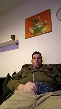 Knuffelstaaf123 online show from 02-01-26, 01:15