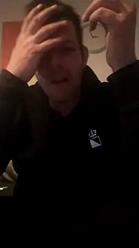 Knuffelstaaf123 online show from 02-05-26, 03:08