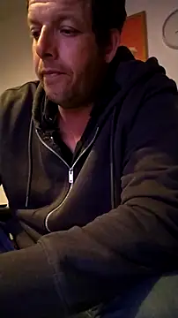 Knuffelstaaf123 online show from 04-19-26, 08:22