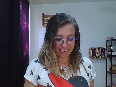 charlott ponce online show from 11-04-25, 10:13