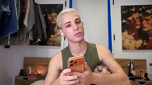 Snapshot of Cristian_Delgado chatting on 02-07-26, 07:27 Cristian Delgado online show from 02-07-26, 07:27