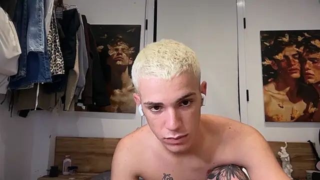 Snapshot of Cristian_Delgado chatting on 02-03-26, 06:51 Cristian Delgado online show from 02-03-26, 06:51