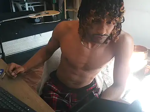 Snapshot of gerson173Hugo chatting on 09-27-25, 01:06 gerson173Hugo online show from 09-27-25, 01:06