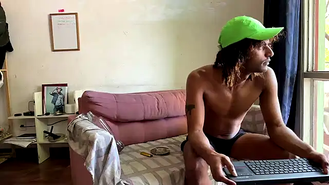 Snapshot of gerson173Hugo chatting on 01-11-26, 12:23 gerson173Hugo online show from 01-11-26, 12:23