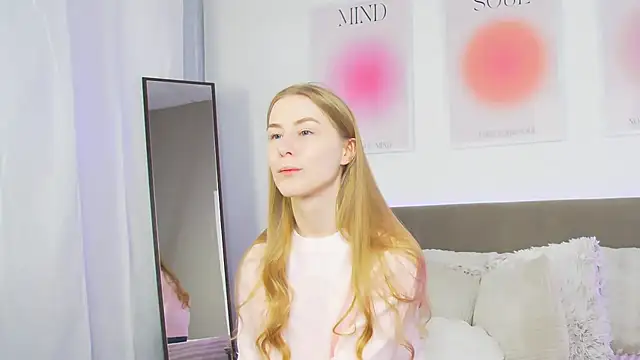 VioletiSwone online show from 03-21-25, 05:21