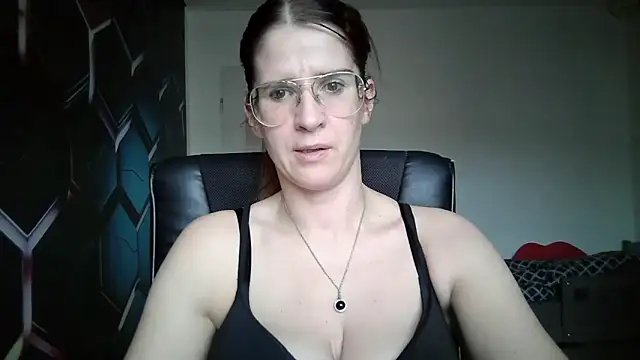 KayaRose online show from 09-28-25, 02:13