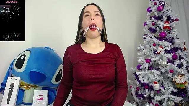 Snapshot of LauraSofia_Cam chatting on 12-14-24, 09:51 LauraSofia Cam online show from 12-14-24, 09:51