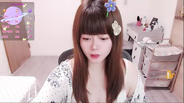 Snapshot of a0513 chatting on 04-06-26, 03:24 a0513 online show from 04-06-26, 03:24