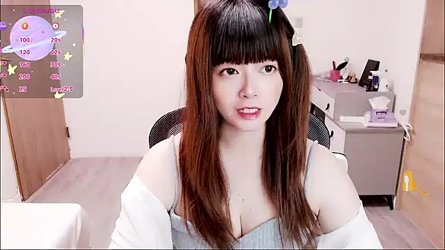 Snapshot of a0513 chatting on 10-13-25, 03:13 a0513 online show from 10-13-25, 03:13
