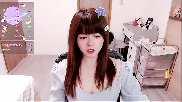 Snapshot of a0513 chatting on 03-08-26, 03:37 a0513 online show from 03-08-26, 03:37