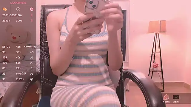 Snapshot of adore_khushbu chatting on 09-14-25, 11:43 adore khushbu online show from 09-14-25, 11:43