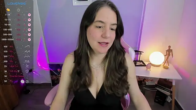 Snapshot of Tamara_m_ chatting on 05-08-26, 06:45 Tamara m online show from 05-08-26, 06:45