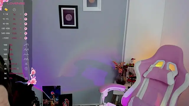 Snapshot of Tamara_m_ chatting on 12-03-25, 05:23 Tamara m online show from 12-03-25, 05:23