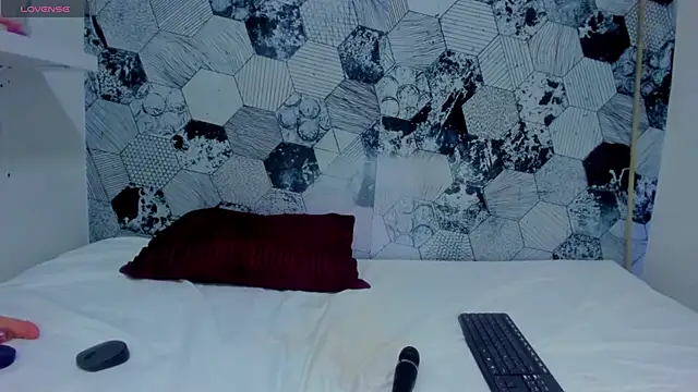 Mikasa Horny online show from 09-25-25, 12:44