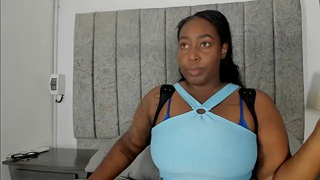 emilyrojas online show from 03-23-26, 12:05