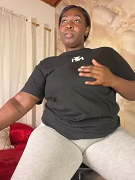 emilyrojas online show from 11-18-25, 11:13