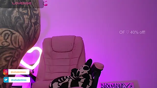 selvalentinex online show from 09-18-25, 04:48