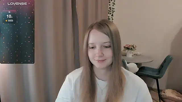 Snapshot of Alyaley chatting on 04-18-26, 12:57 Alyaley online show from 04-18-26, 12:57