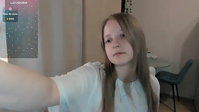 Snapshot of Alyaley chatting on 07-24-26, 09:55 Alyaley online show from 07-24-26, 09:55
