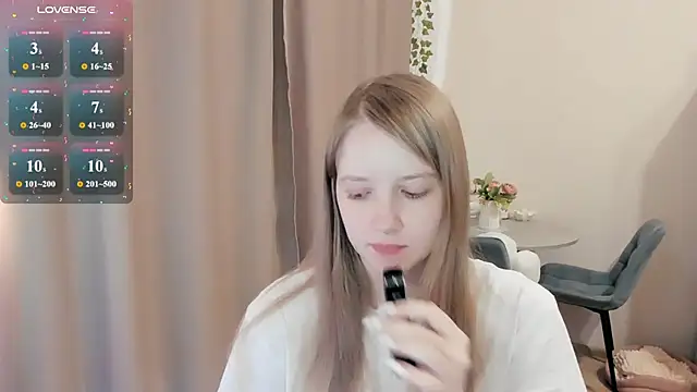 Snapshot of Alyaley chatting on 07-06-26, 10:00 Alyaley online show from 07-06-26, 10:00