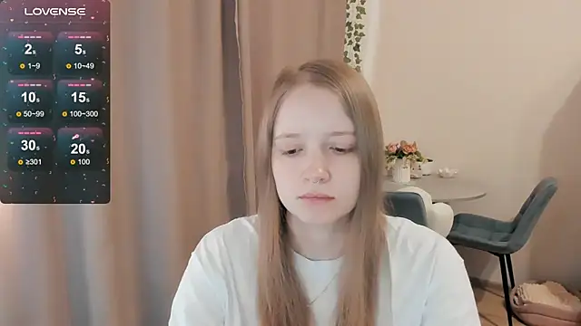 Snapshot of Alyaley chatting on 06-16-26, 09:42 Alyaley online show from 06-16-26, 09:42