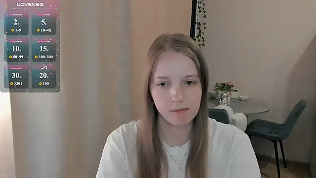 Snapshot of Alyaley chatting on 07-25-26, 11:38 Alyaley online show from 07-25-26, 11:38