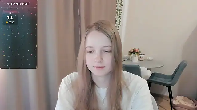 Snapshot of Alyaley chatting on 06-09-26, 12:17 Alyaley online show from 06-09-26, 12:17
