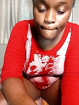 Snapshot of Bella045 chatting on 09-12-25, 01:39 Bella045 online show from 09-12-25, 01:39