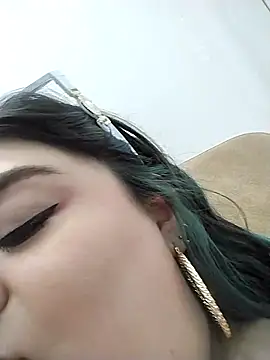 tiffany laurens online show from 03-01-25, 09:04