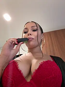 Snapshot of Syka0001 chatting on 02-09-25, 06:43 Syka0001 online show from 02-09-25, 06:43