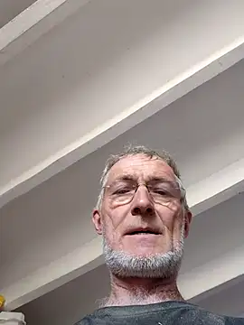 Snapshot of 60philippe chatting on 07-23-26, 10:34 60philippe online show from 07-23-26, 10:34