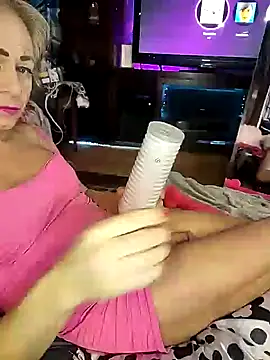 KrystallCoxxh online show from 12-19-25, 07:00