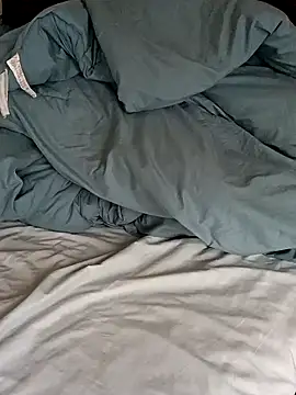 momentum2023 online show from 10-28-25, 01:54