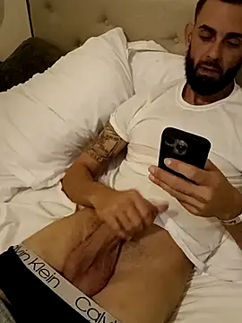 momentum2023 online show from 11-30-25, 04:24