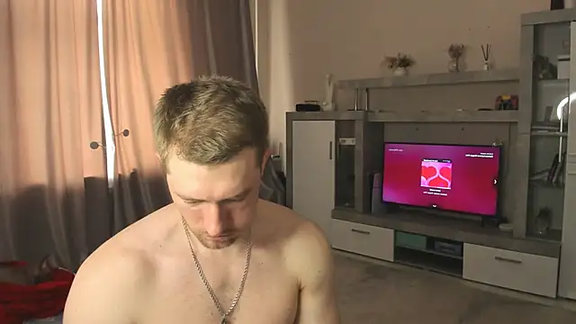 Snapshot of EthanPinkman chatting on 06-19-26, 05:13 EthanPinkman online show from 06-19-26, 05:13