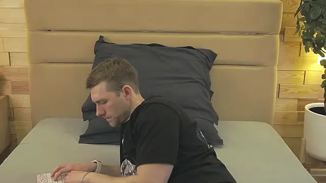 EthanPinkman online show from 04-19-26, 04:02