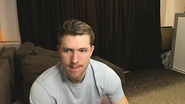 Snapshot of EthanPinkman chatting on 03-06-25, 08:09 EthanPinkman online show from 03-06-25, 08:09