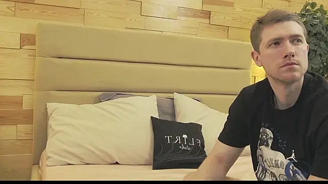 EthanPinkman online show from 11-29-25, 04:23