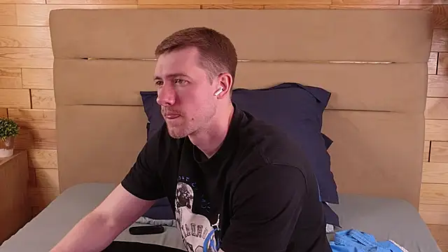 EthanPinkman online show from 05-07-26, 05:11