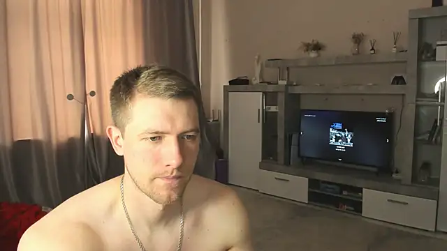 Snapshot of EthanPinkman chatting on 07-20-26, 06:21 EthanPinkman online show from 07-20-26, 06:21