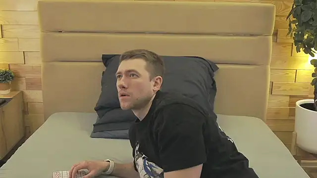 EthanPinkman online show from 04-18-26, 03:42