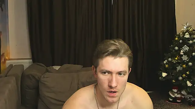Snapshot of EthanPinkman chatting on 12-22-24, 09:44 EthanPinkman online show from 12-22-24, 09:44