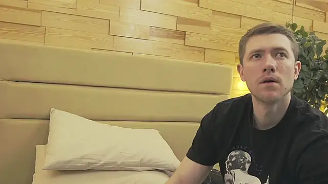 EthanPinkman online show from 11-30-25, 04:13