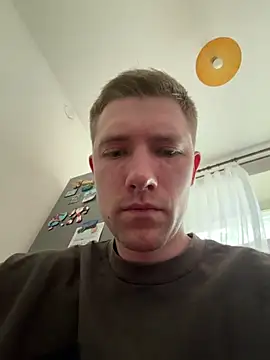 Snapshot of EthanPinkman chatting on 06-21-26, 06:52 EthanPinkman online show from 06-21-26, 06:52